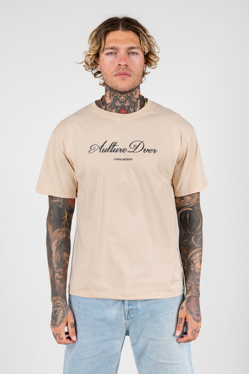 T-SHIRT CULTURE OVER A2516