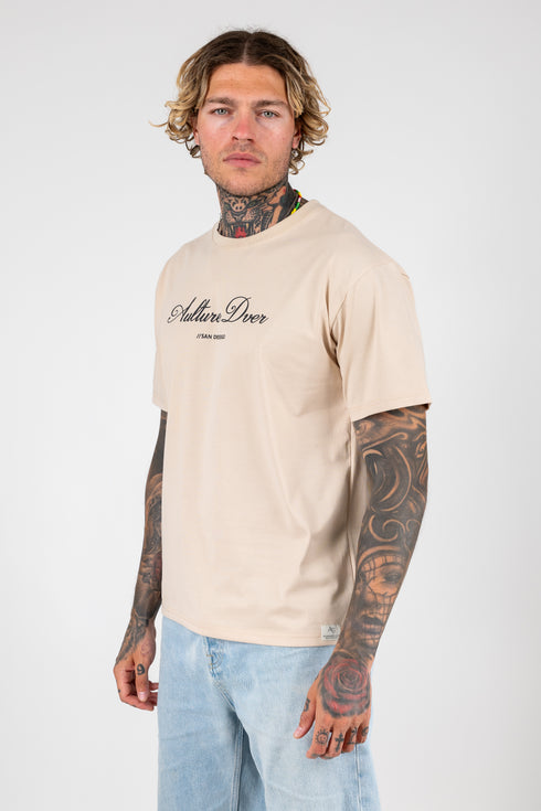 T-SHIRT CULTURE OVER A2516